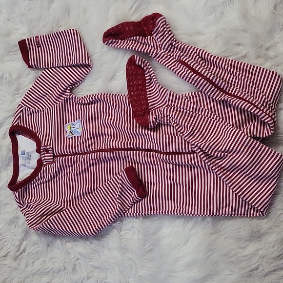CHILDREN'S PLACE Unisex red & white stripe winter theme footie pajamas size 3T - Picture 2 of 6